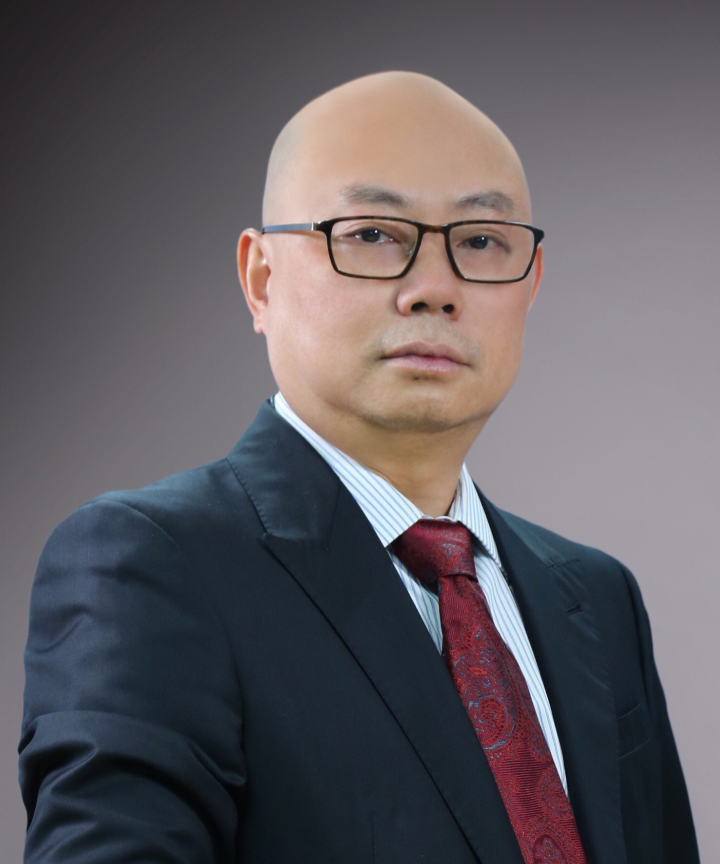 向明