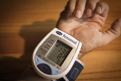 冠心病合并高血压风险翻倍，最佳降压策略是…？