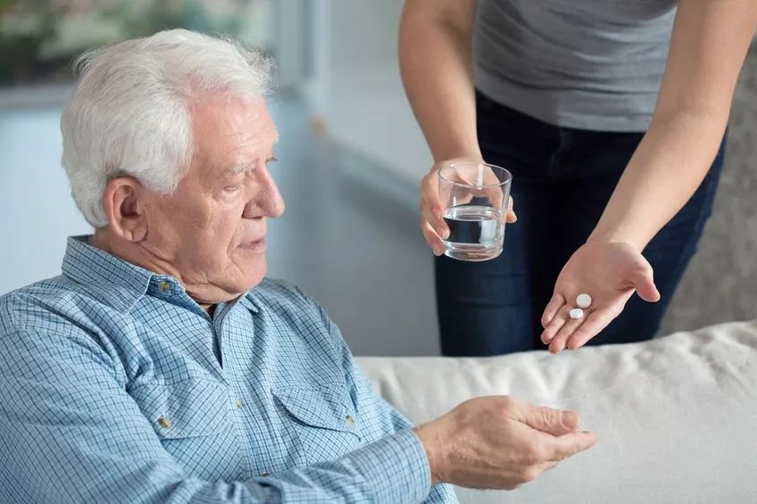 苯磺酸氨氯地平另外6种联合用药治疗老年高血压
