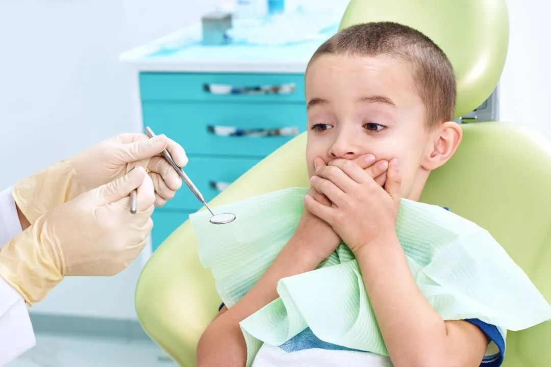 儿童错牙合畸形的早期矫治