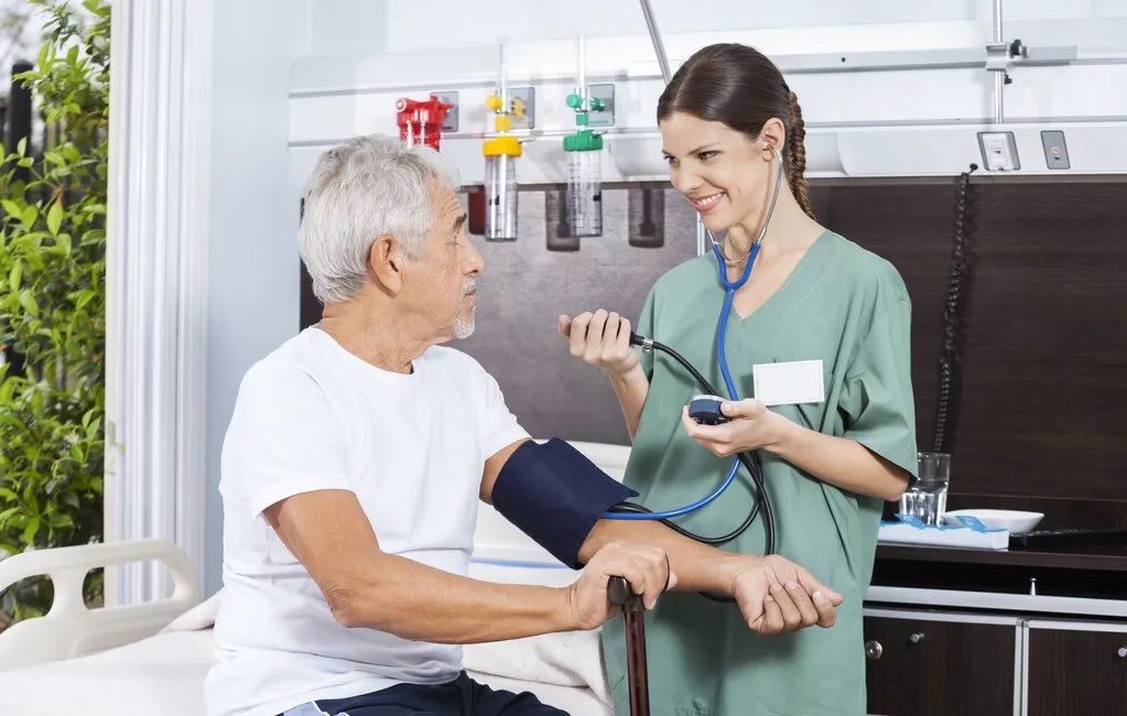 老年人的脉压为什么容易高？如何测量血压更准确？