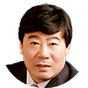 张堃