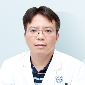 王新华