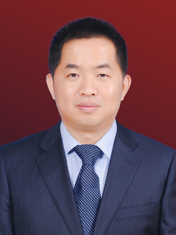 闫铭